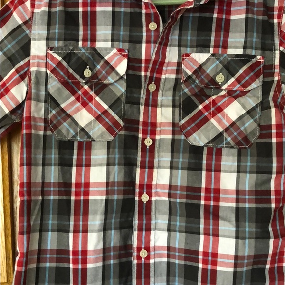 Boys Size L button up - Picture 3 of 3